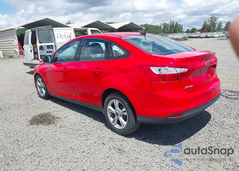 2014 Ford Focus Se z USA, uszkodzony, nr VIN 1FADP3F24EL156853